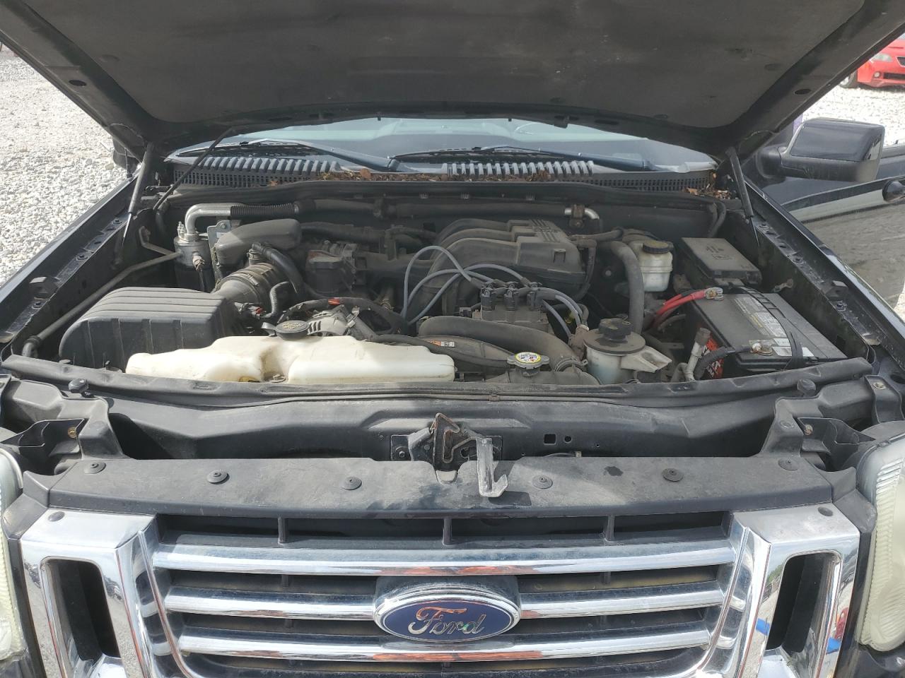 2007 Ford Explorer Sport Trac Limited VIN: 1FMEU53K27UA23136 Lot: 58364535
