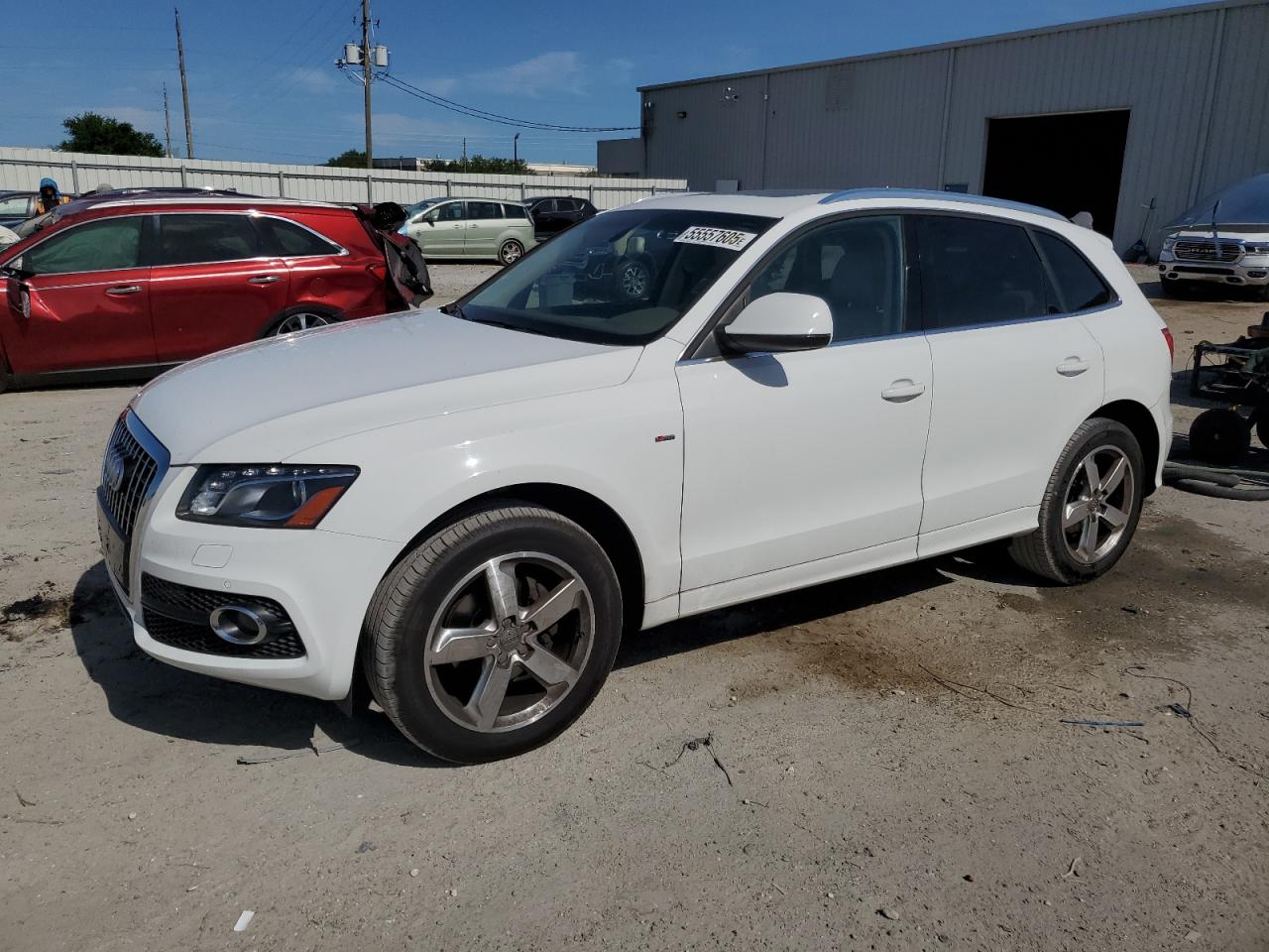2012 Audi Q5 Premium Plus للبيع في Jacksonville، FL - All Over