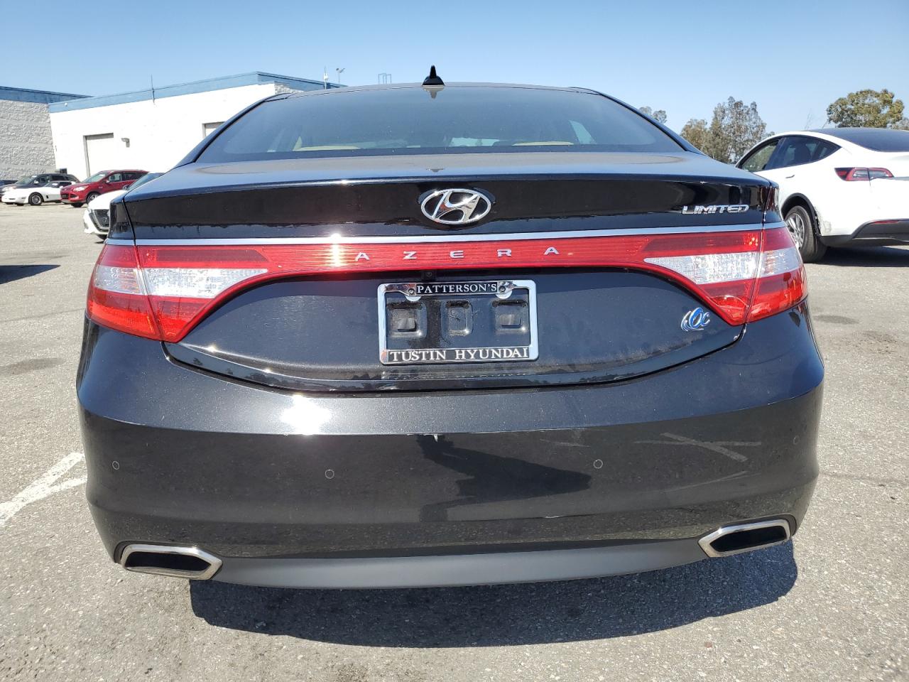 2017 Hyundai Azera Limited VIN: KMHFH4JG1HA590961 Lot: 57358035