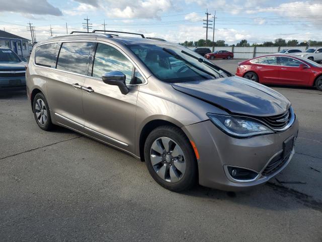  CHRYSLER PACIFICA 2018 Коричневый