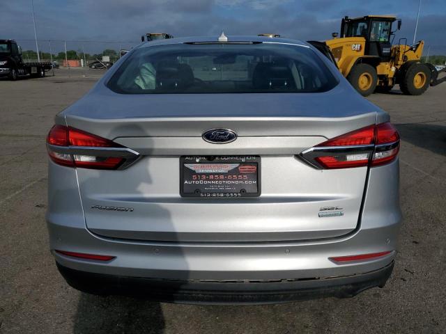  FORD FUSION 2019 Серебристый
