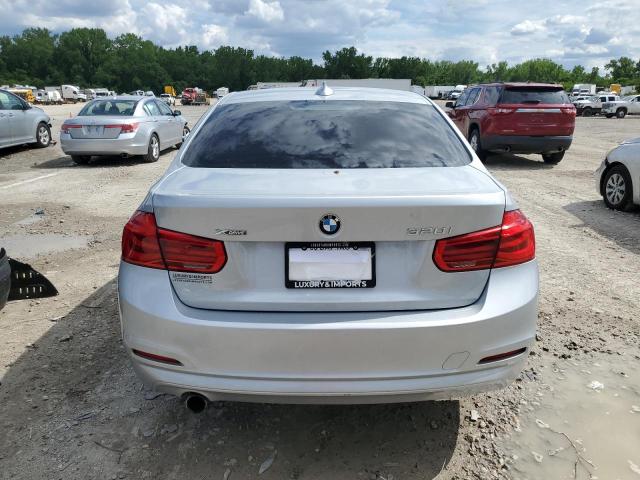 BMW 3 SERIES 2018 Серебристый
