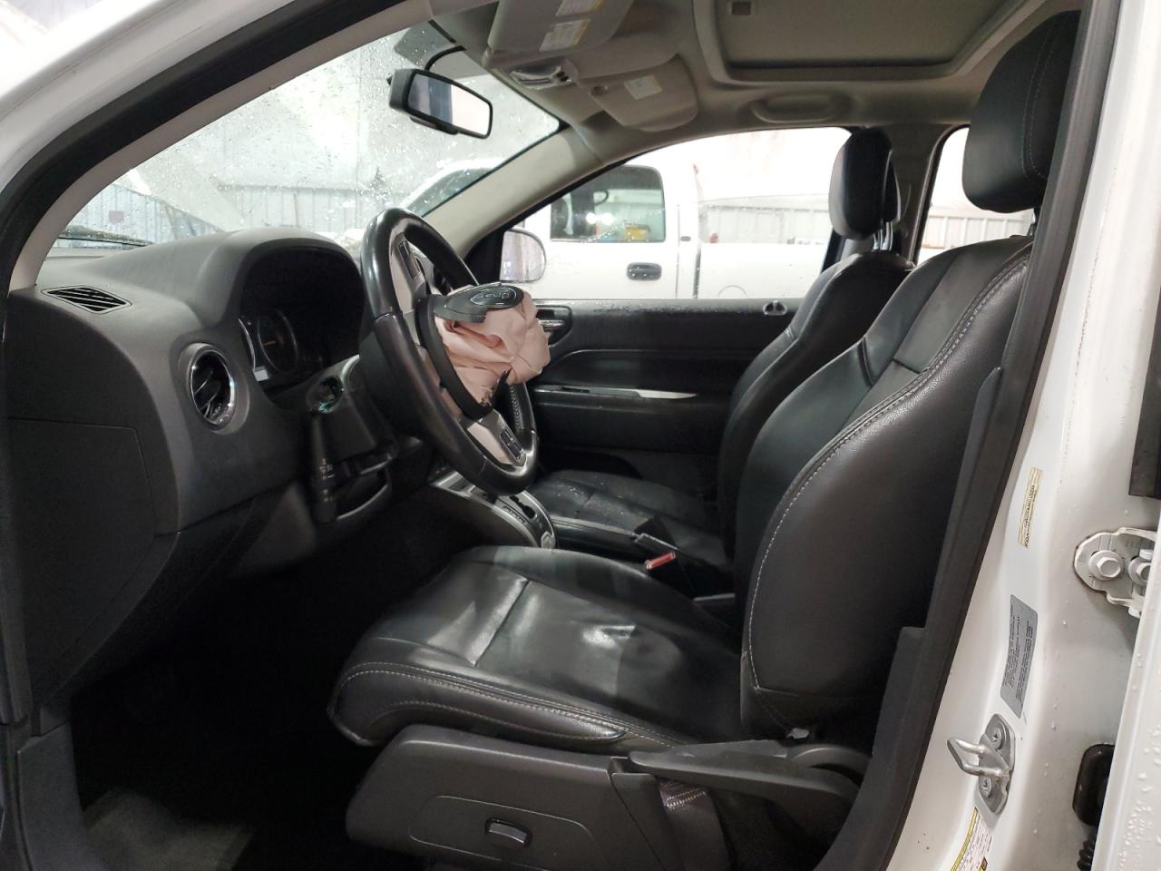 2017 Jeep Compass Latitude VIN: 1C4NJDEB3HD126894 Lot: 55230455