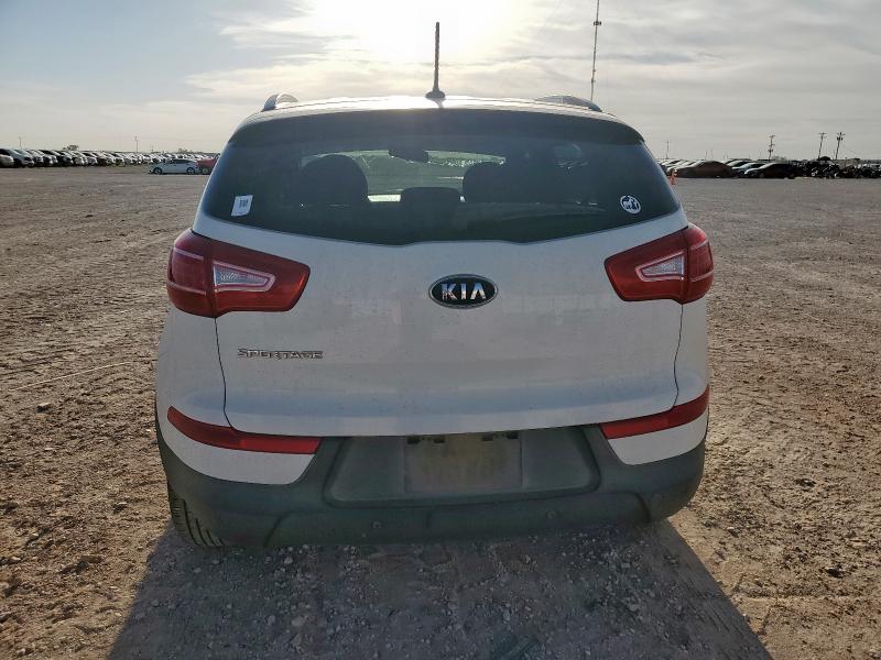 Паркетники KIA SPORTAGE 2012 Белы