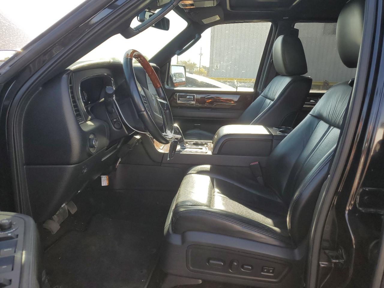 2015 Lincoln Navigator L VIN: 5LMJJ3HT9FEJ07036 Lot: 56004585