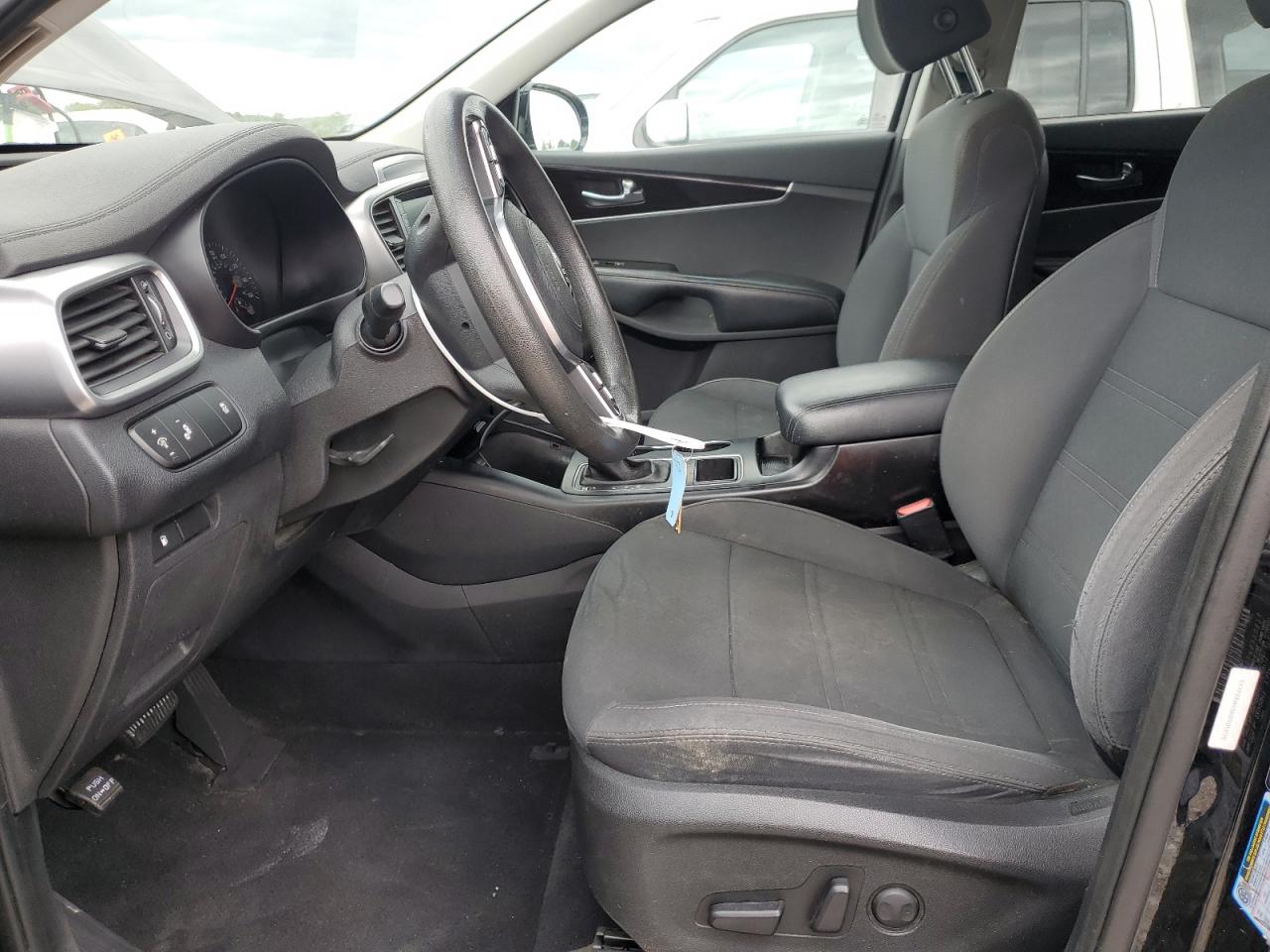 2019 Kia Sorento Lx VIN: 5XYPGDA55KG505878 Lot: 57870565