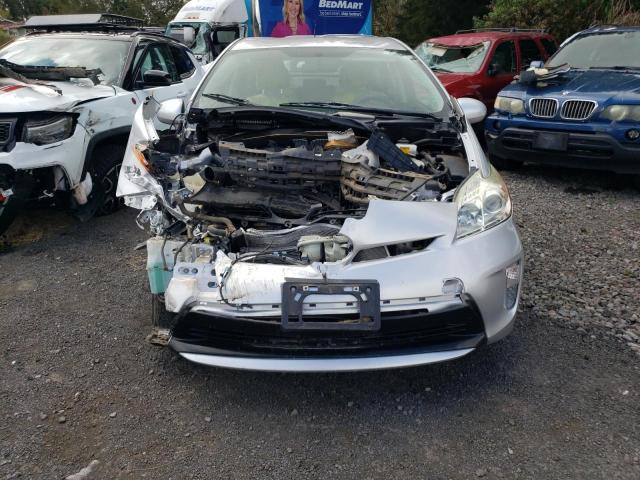  TOYOTA PRIUS 2015 Сріблястий