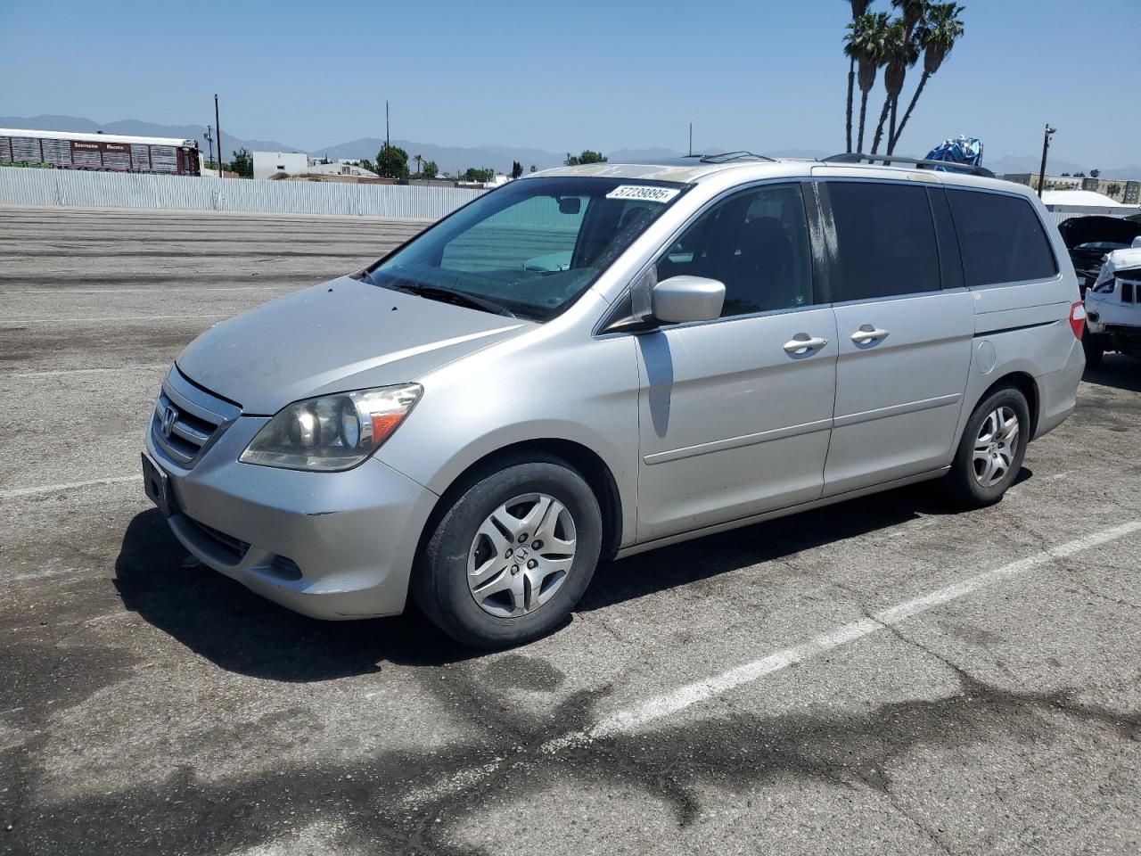 2007 Honda Odyssey Exl na sprzedaż w Van Nuys, CA - Minor Dent/Scratches