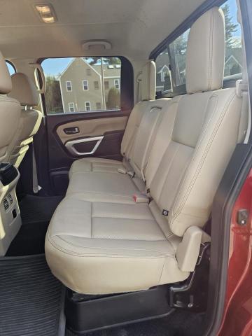 Pickups NISSAN TITAN 2016 Burgundy