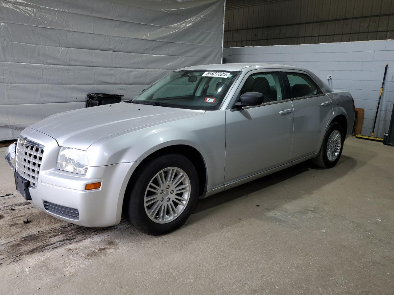 2009 Chrysler 300 Lx zu verkaufen in Candia, NH - Front End