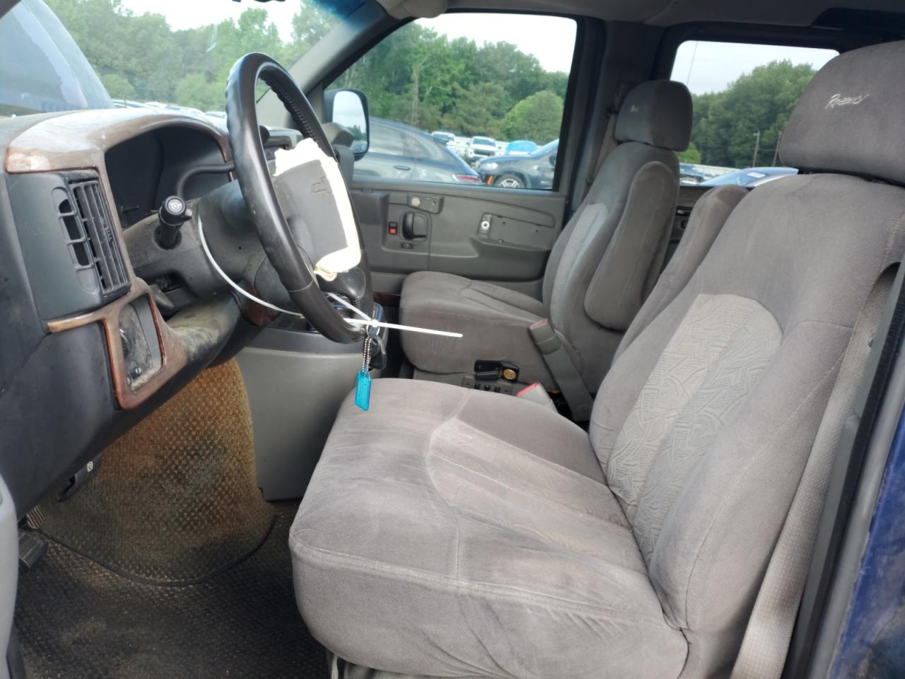 2003 Chevrolet Express G1500 VIN: 1GBFG15T631172776 Lot: 57719035
