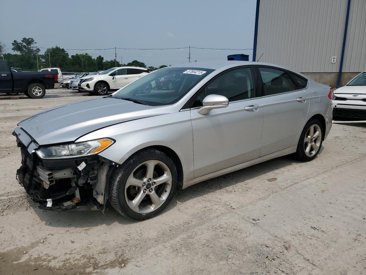 2016 Ford Fusion Se იყიდება Lawrenceburg-ში, KY - Front End