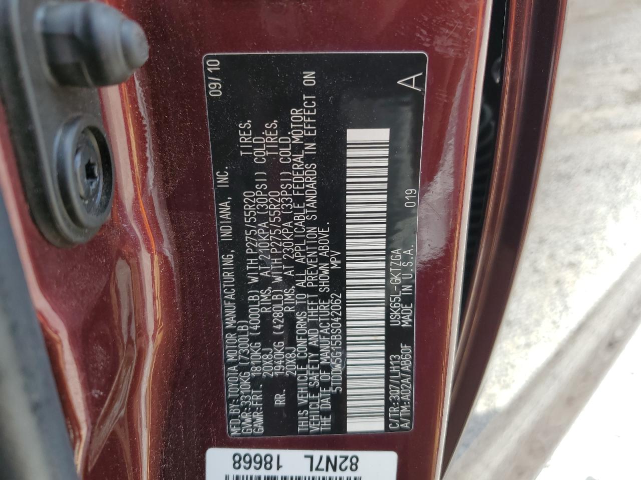 2011 Toyota Sequoia Platinum VIN: 5TDDW5G15BS042062 Lot: 57038345