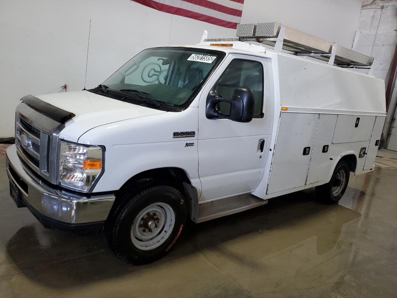 2014 Ford Econoline E350 Super Duty Cutaway Van на продаже в Greenwood, NE - Minor Dent/Scratches