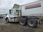 2005 Freightliner Columbia Semi Truck for Sale in Woodhaven, MI - Rear End