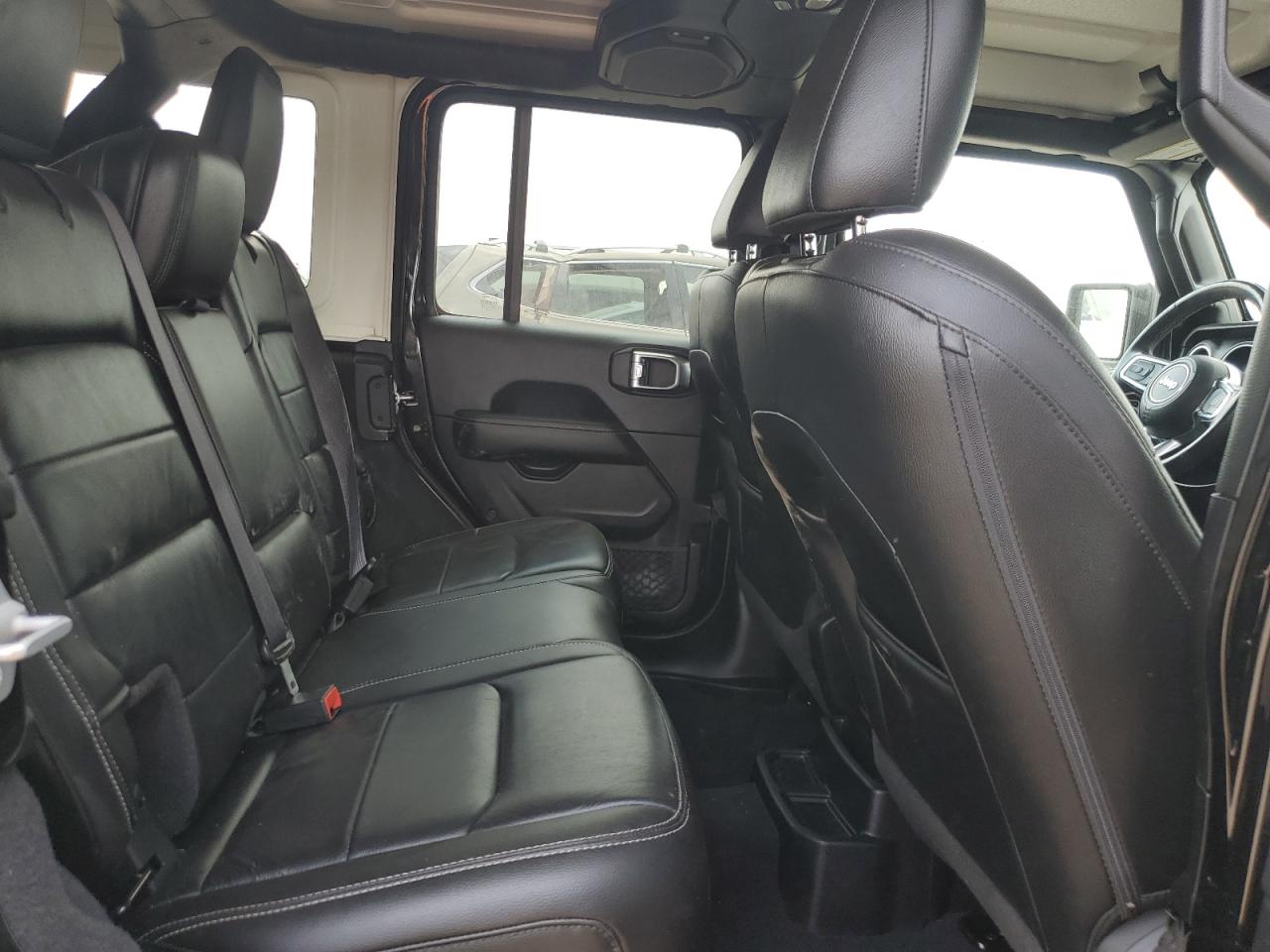 2018 Jeep Wrangler Unlimited Sahara VIN: 1C4HJXEG0JW141101 Lot: 56573195