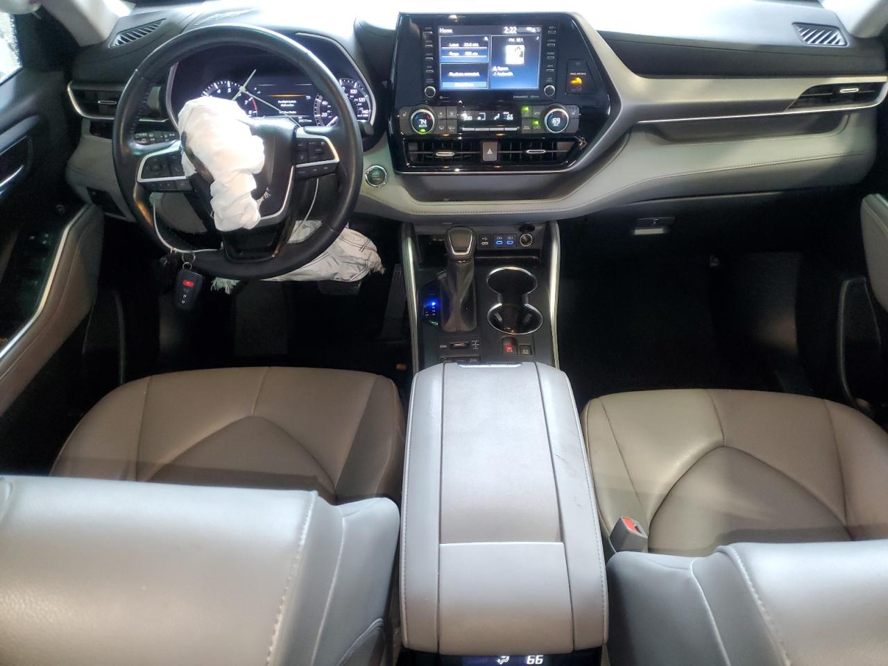 2022 Toyota Highlander Xle VIN: 5TDGZRBH4NS195276 Lot: 56879205