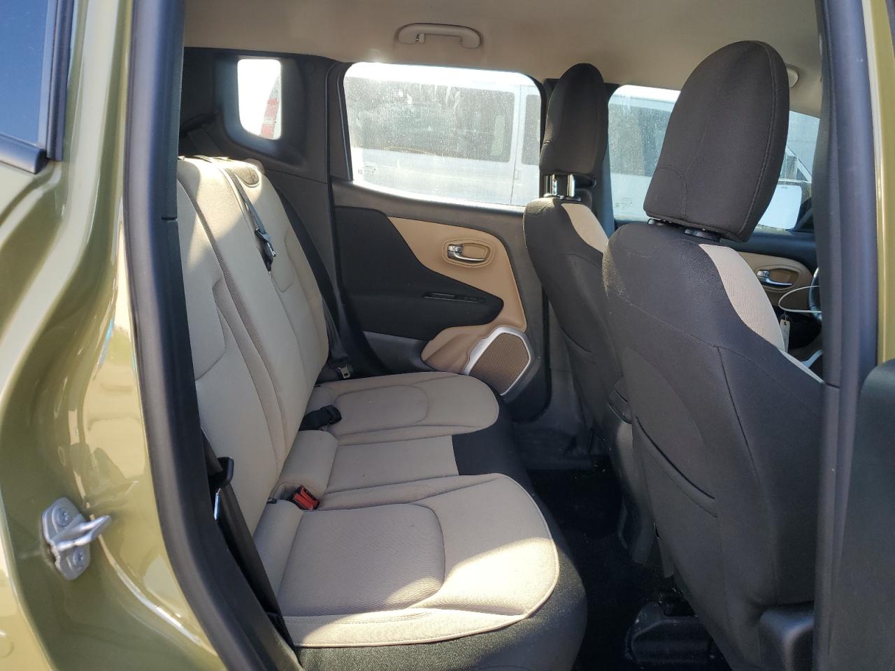 2015 Jeep Renegade Latitude VIN: ZACCJBBT3FPB87492 Lot: 56017335