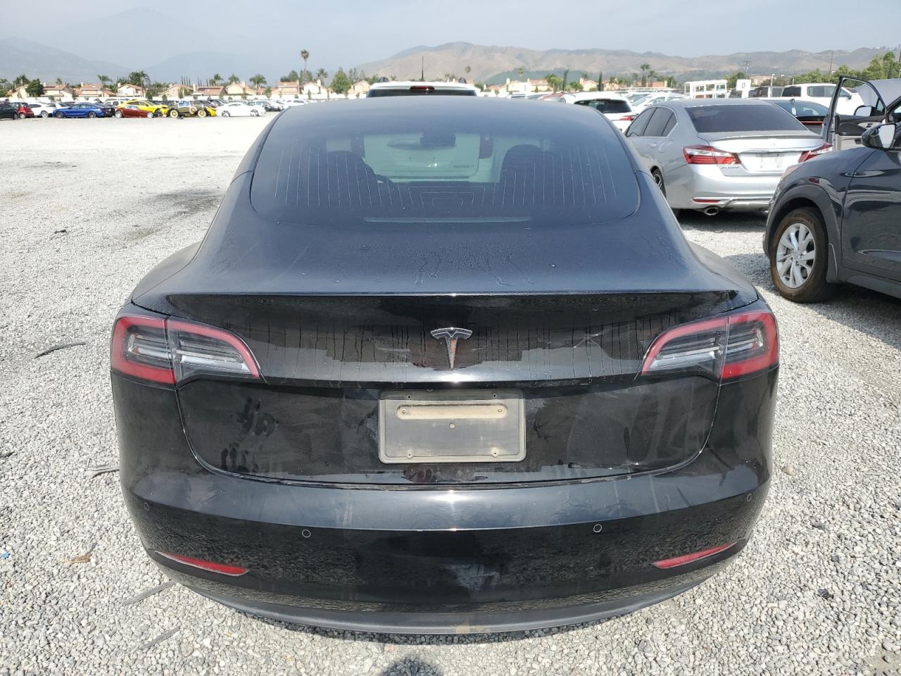 2019 Tesla Model 3 VIN: 5YJ3E1EB4KF193532 Lot: 58763765
