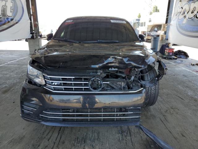  VOLKSWAGEN PASSAT 2018 Black