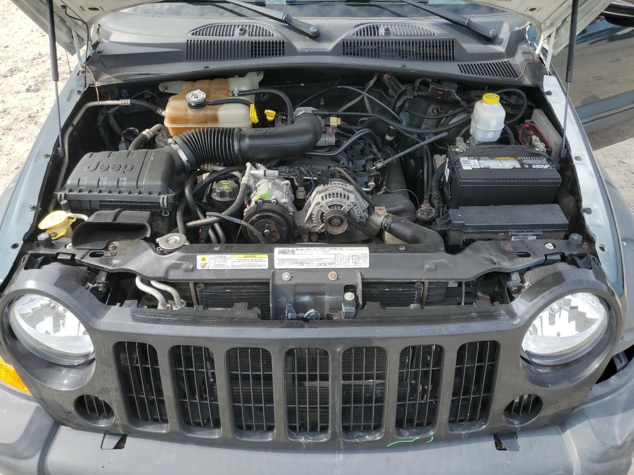 2005 Jeep Liberty Renegade VIN: 1J4GK38K55W683263 Lot: 57128005