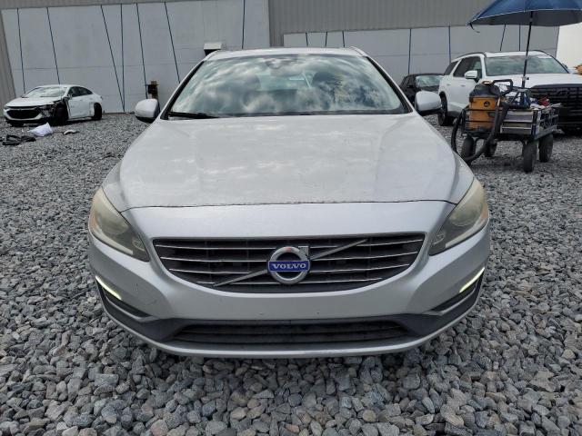  VOLVO V60 2016 Серебристый