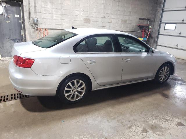  VOLKSWAGEN JETTA 2013 Srebrny