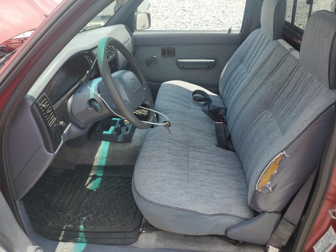 1998 Toyota Tacoma VIN: 4TANL42N1WZ017905 Lot: 56768645