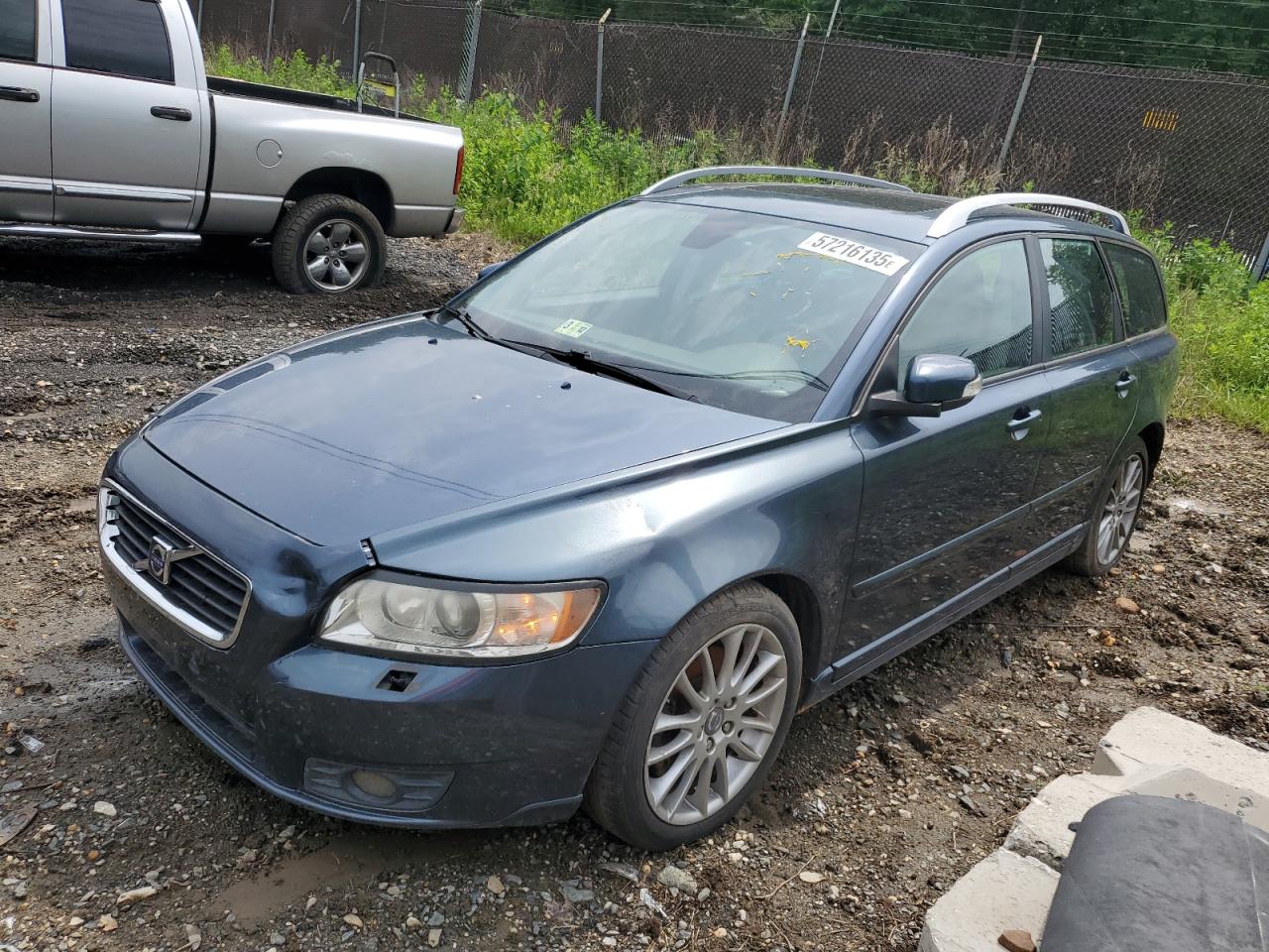 YV1MW672X82422071 VOLVO V50 Photo 1