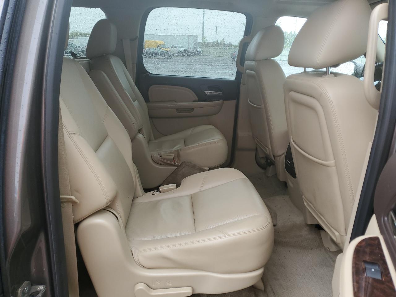 2014 GMC Yukon Xl Denali VIN: 1GKS2MEF9ER130261 Lot: 56913845