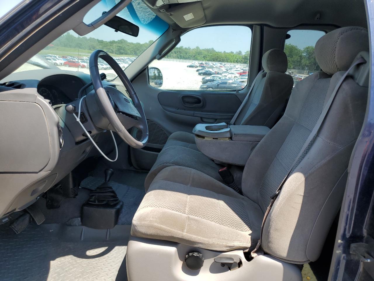 2002 Ford F150 VIN: 1FTRX18L82NB06824 Lot: 57342315
