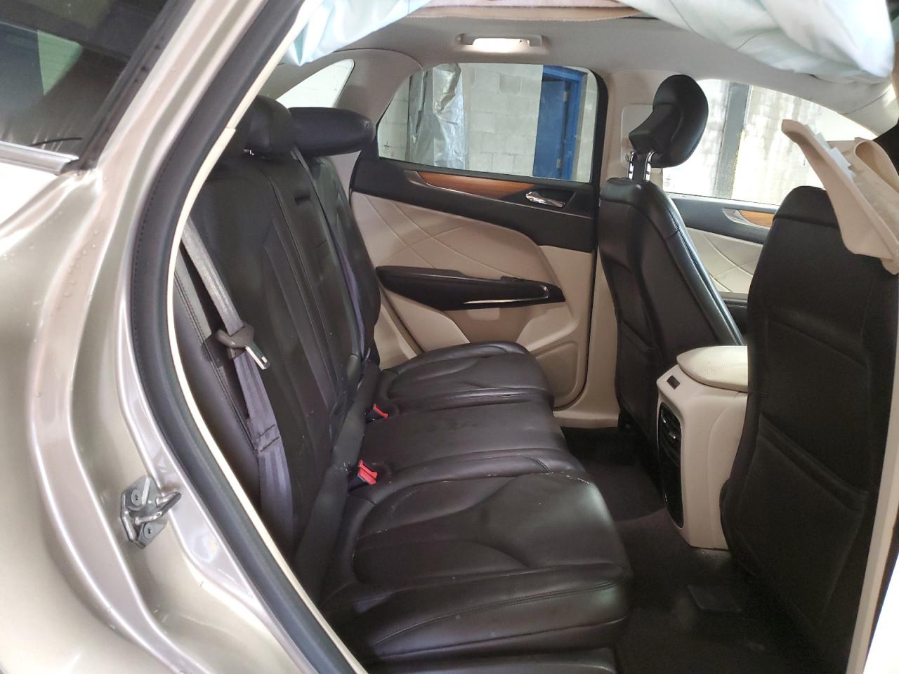 2015 Lincoln Mkc VIN: 5LMCJ1A90FUJ12935 Lot: 57065595