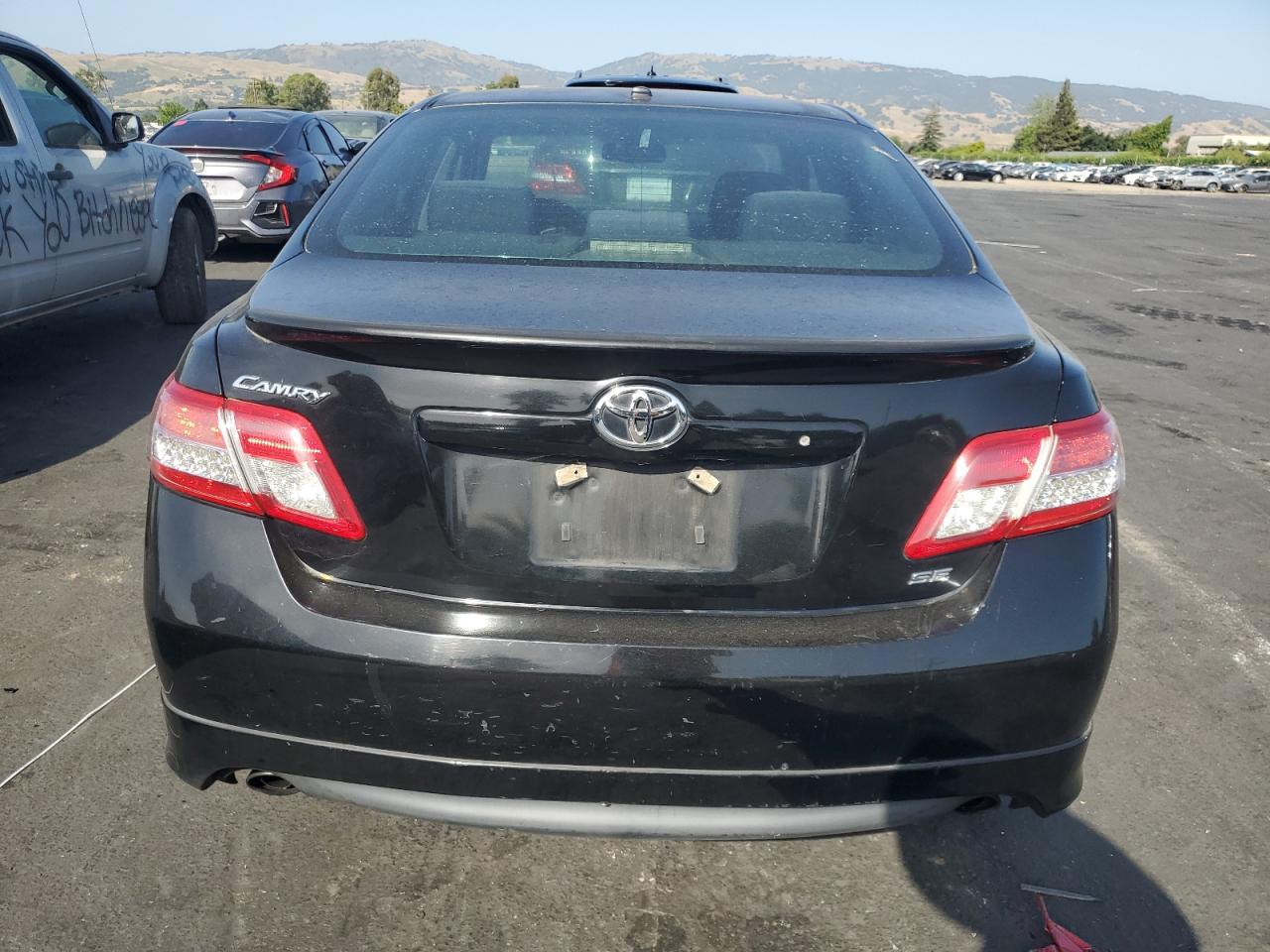 2010 Toyota Camry Base VIN: 4T1BF3EK0AU092865 Lot: 70287605