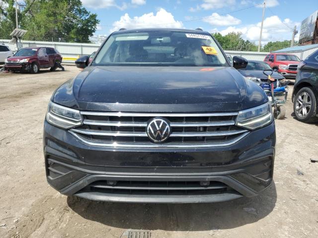  VOLKSWAGEN TIGUAN 2022 Черный