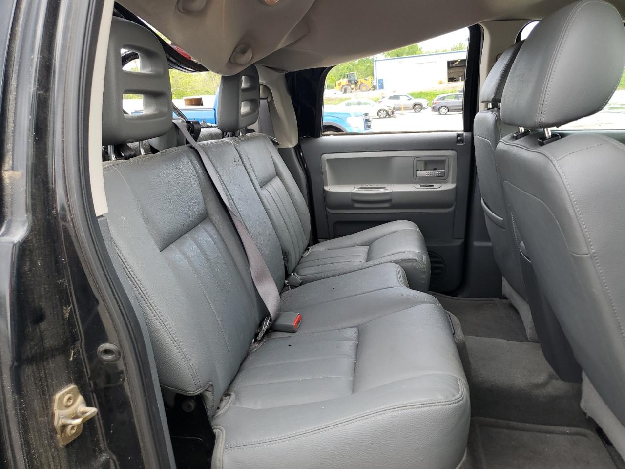 2005 Dodge Dakota Quad Laramie VIN: 1D7HE58N55S214257 Lot: 56418875