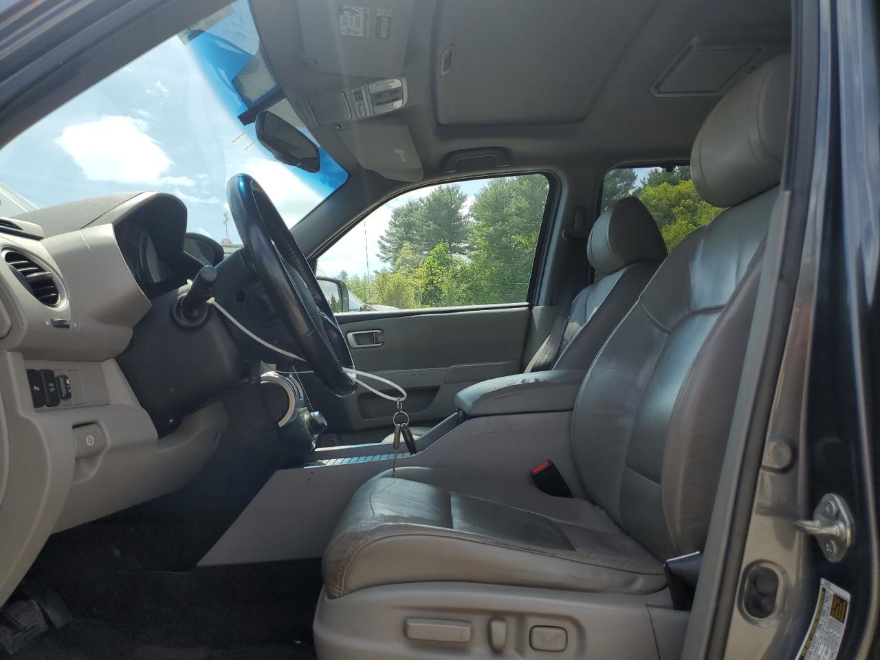 2011 Honda Pilot Touring VIN: 5FNYF4H91BB104027 Lot: 56286595
