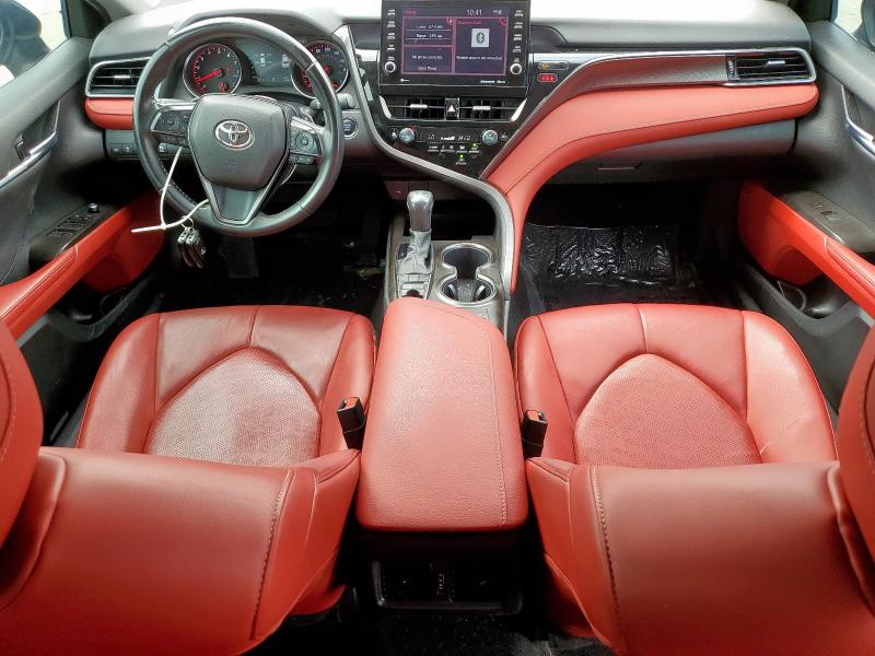  TOYOTA CAMRY 2023 Серебристый