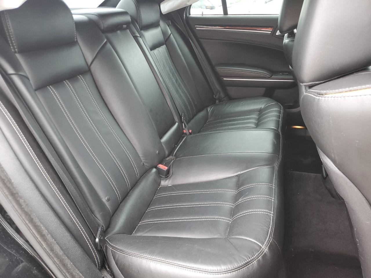 2018 Chrysler 300 S VIN: 2C3CCABG0JH278192 Lot: 58546105