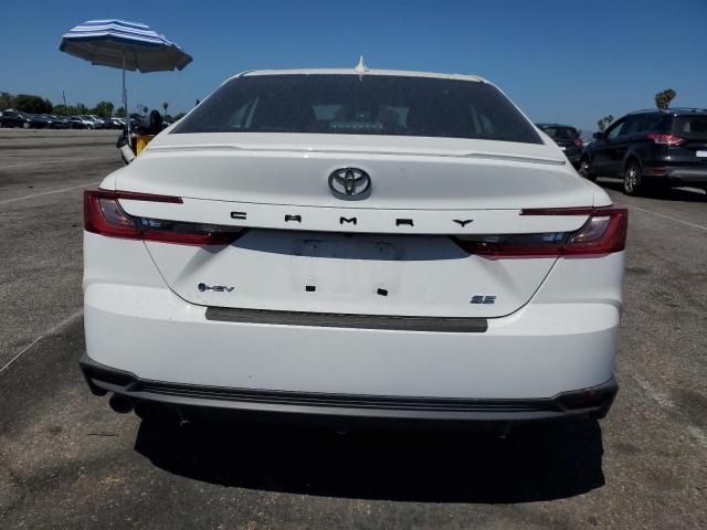  TOYOTA CAMRY 2025 Белы