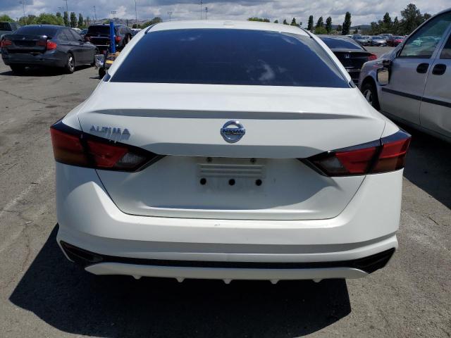  NISSAN ALTIMA 2019 Белый