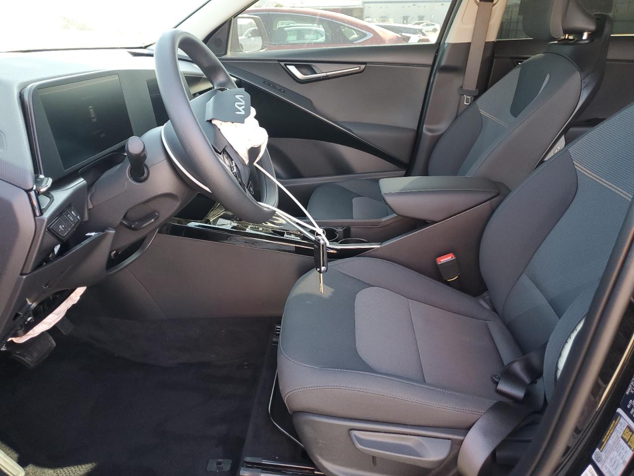 2025 Kia Niro Lx VIN: KNDCP3LE7S5264792 Lot: 56252185