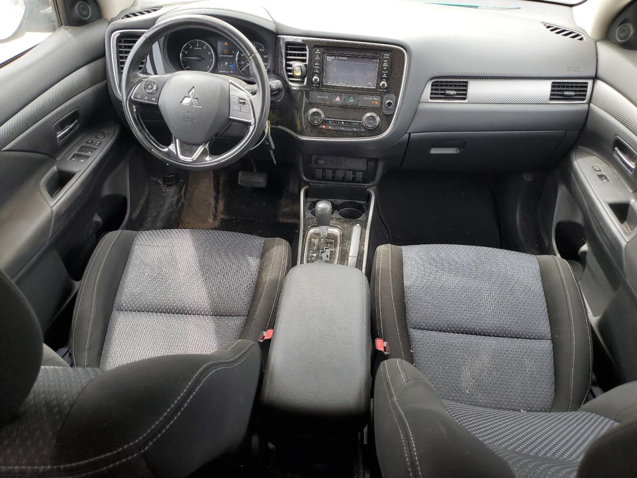 2017 Mitsubishi Outlander Es VIN: JA4AD2A34HZ055680 Lot: 56531215