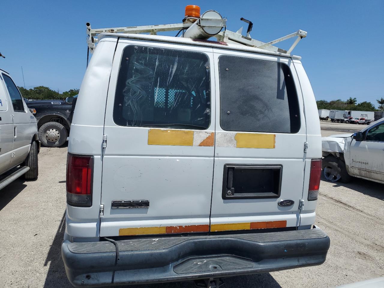 2009 Ford Econoline E350 Super Duty Van VIN: 1FTSE34L39DA27859 Lot: 54370915