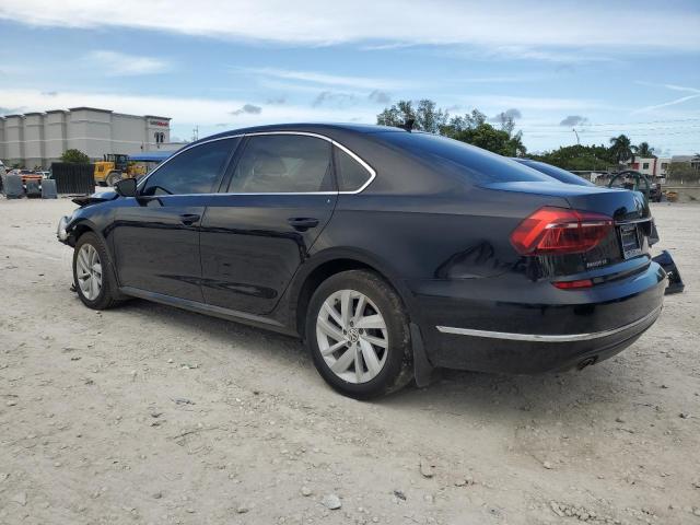  VOLKSWAGEN PASSAT 2018 Черный