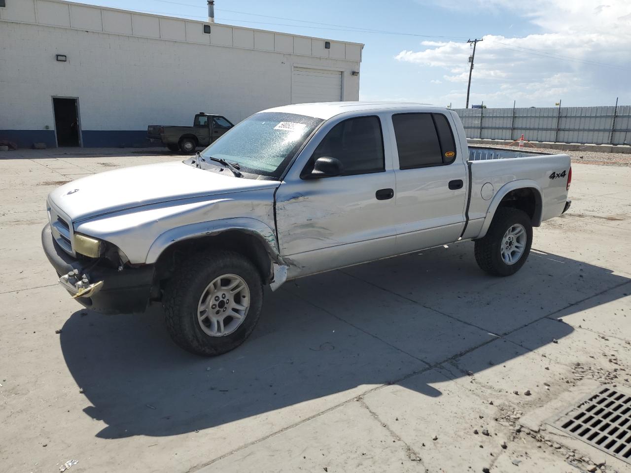 2003 Dodge Dakota Quad Sport продається в Farr West, UT - Front End