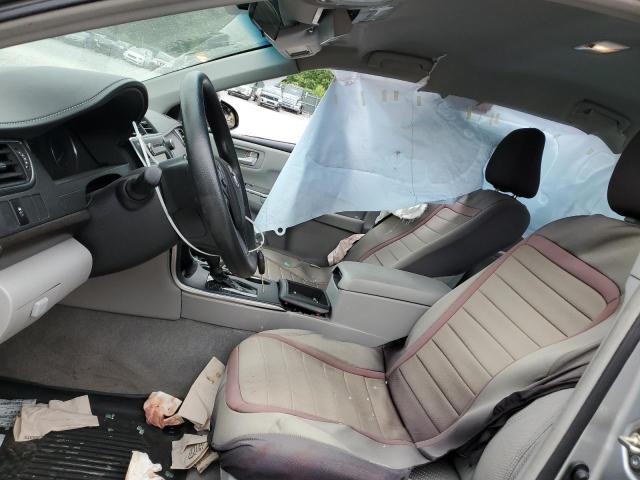 Седани TOYOTA CAMRY 2017 Сріблястий
