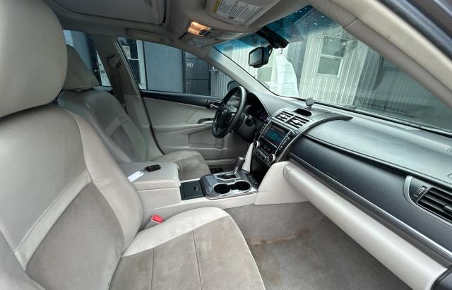 Sedans TOYOTA CAMRY 2014 Gray