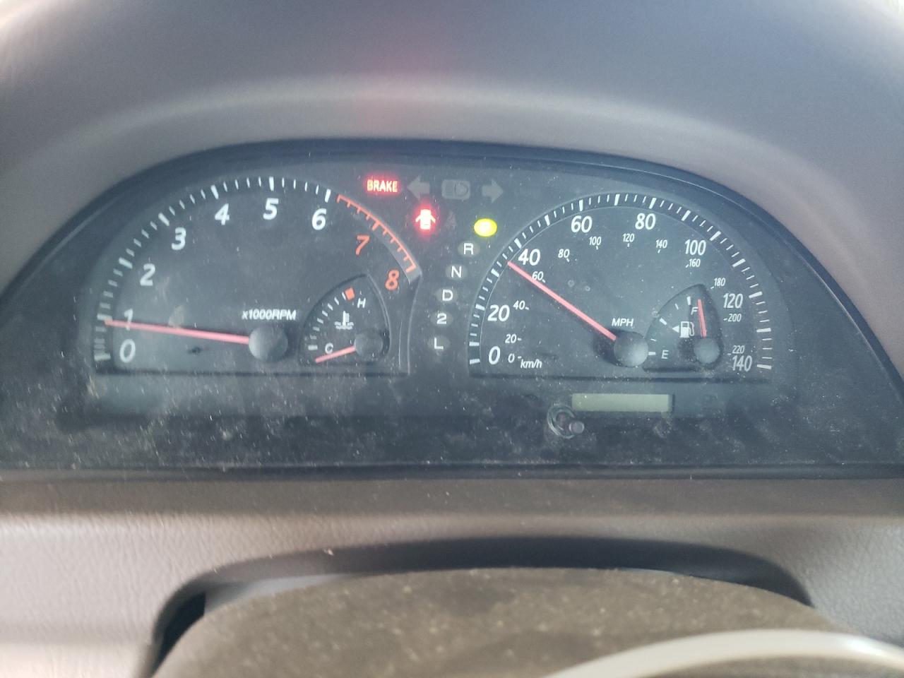 2004 Toyota Camry Le VIN: JTDBE32K640276392 Lot: 59149935