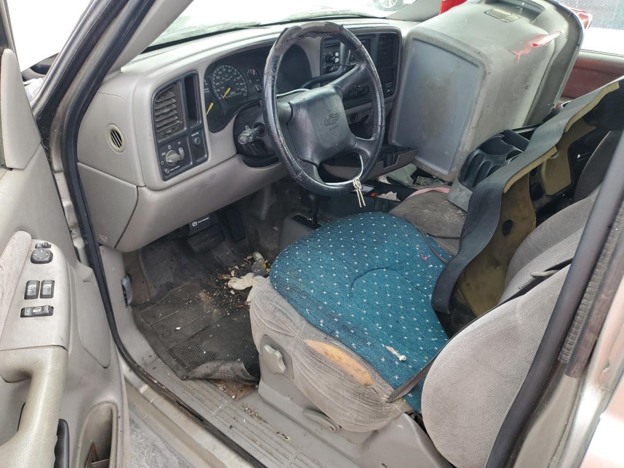 2000 Chevrolet Silverado K1500 VIN: 2GCEK19T0Y1113398 Lot: 56569575