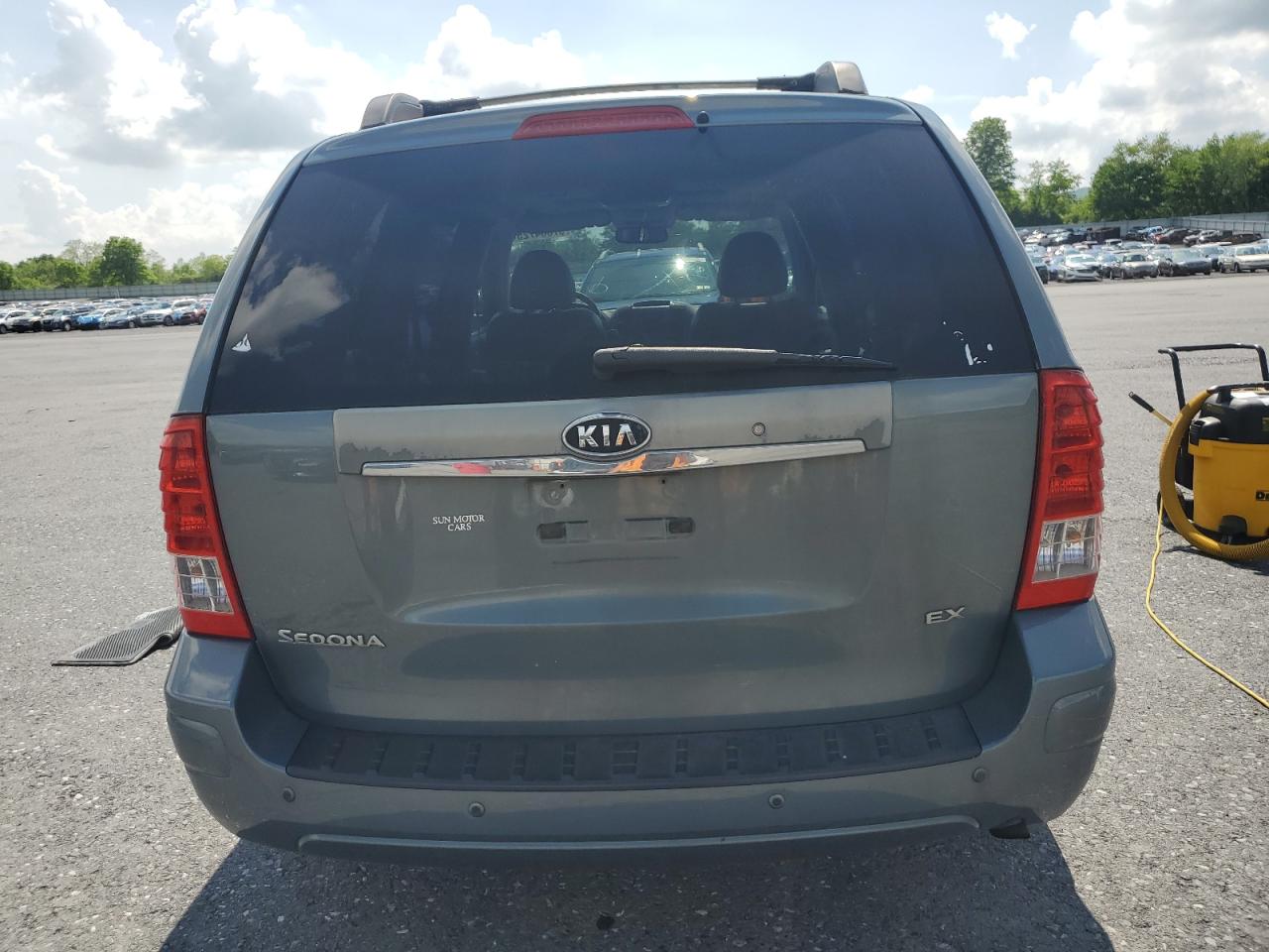 2007 Kia Sedona Ex VIN: KNDMB233776140213 Lot: 57334725
